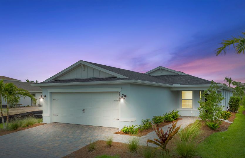 Exterior:Welcoming Candlewood Exterior with Impact Glass