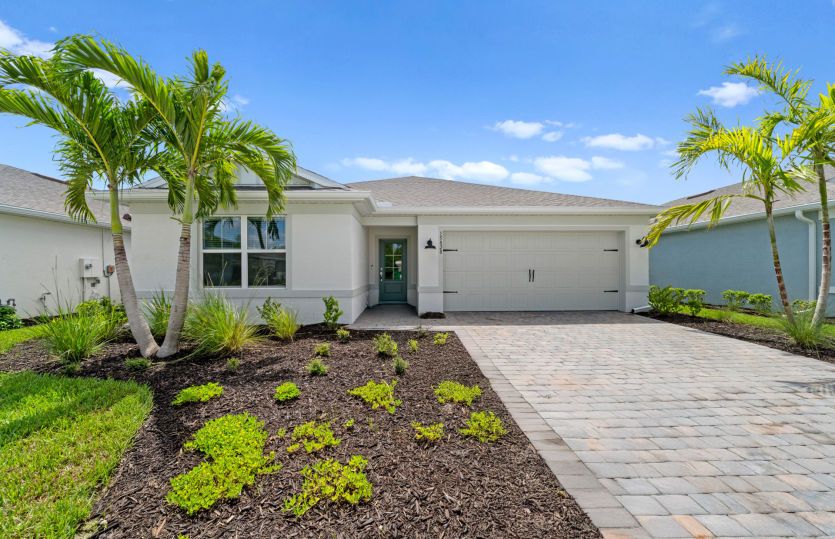Exterior:Welcoming Browning Exterior