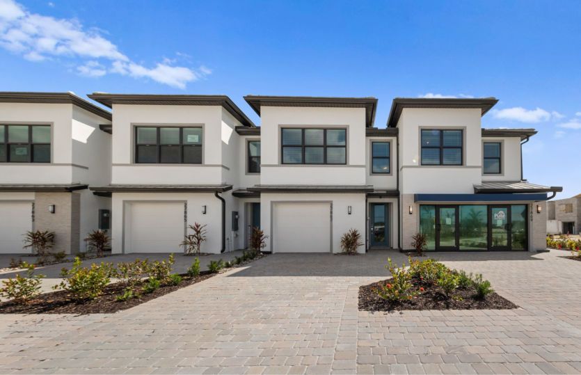 Exterior:Alder Exterior with Impact Glass