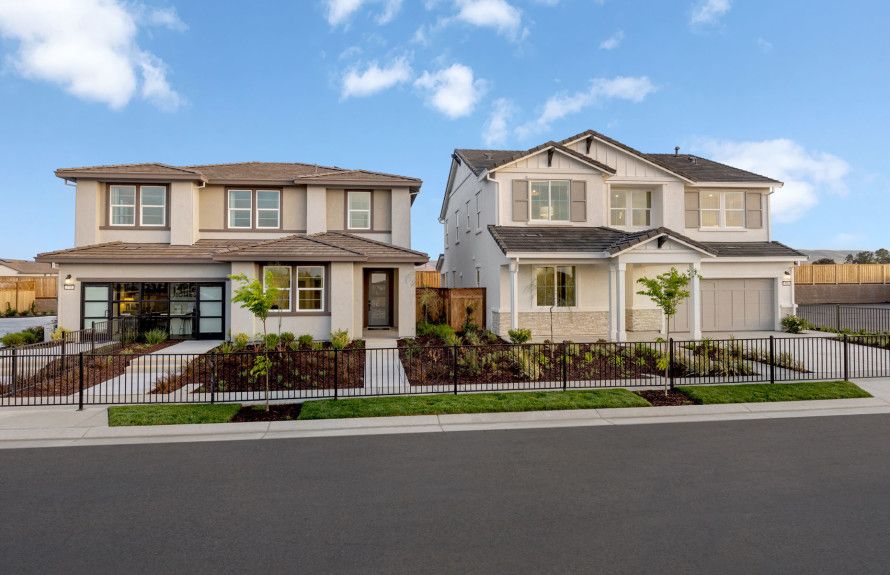 Laurel at Avina Community