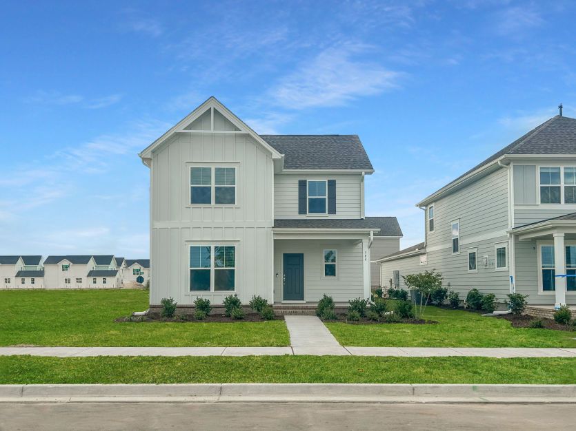 Exterior:Raymond Lot 1100