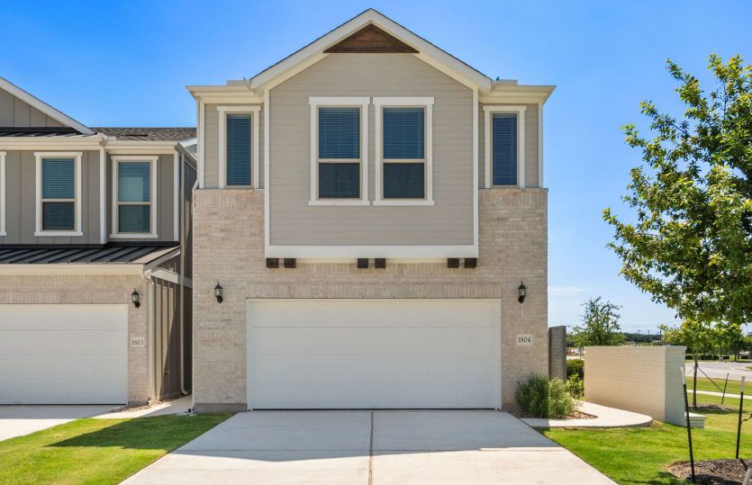 Exterior:Front Exterior