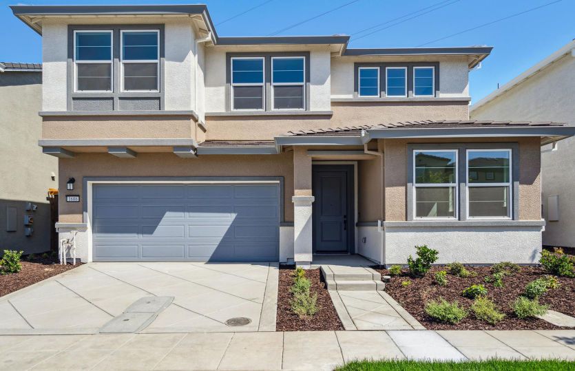 Exterior:Modern Prairie - Plan 2