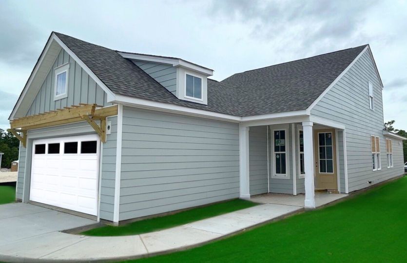 Exterior:Welcome to the Compass w/Loft!