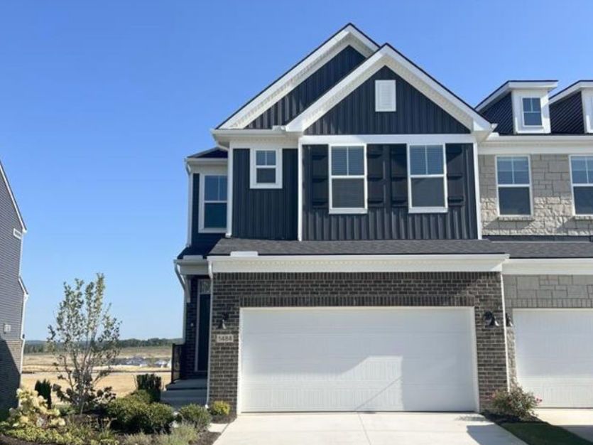 Exterior:Ashton Home Exterior