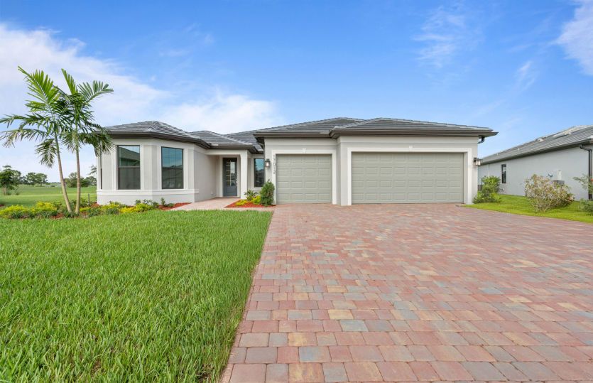 Exterior:Welcoming Stellar Exterior with Impact Glass