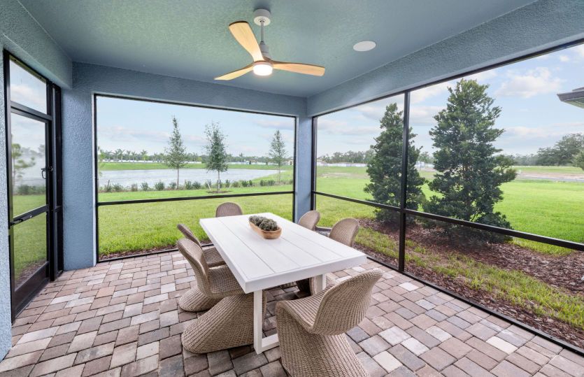 Crestmere:Covered Lanai