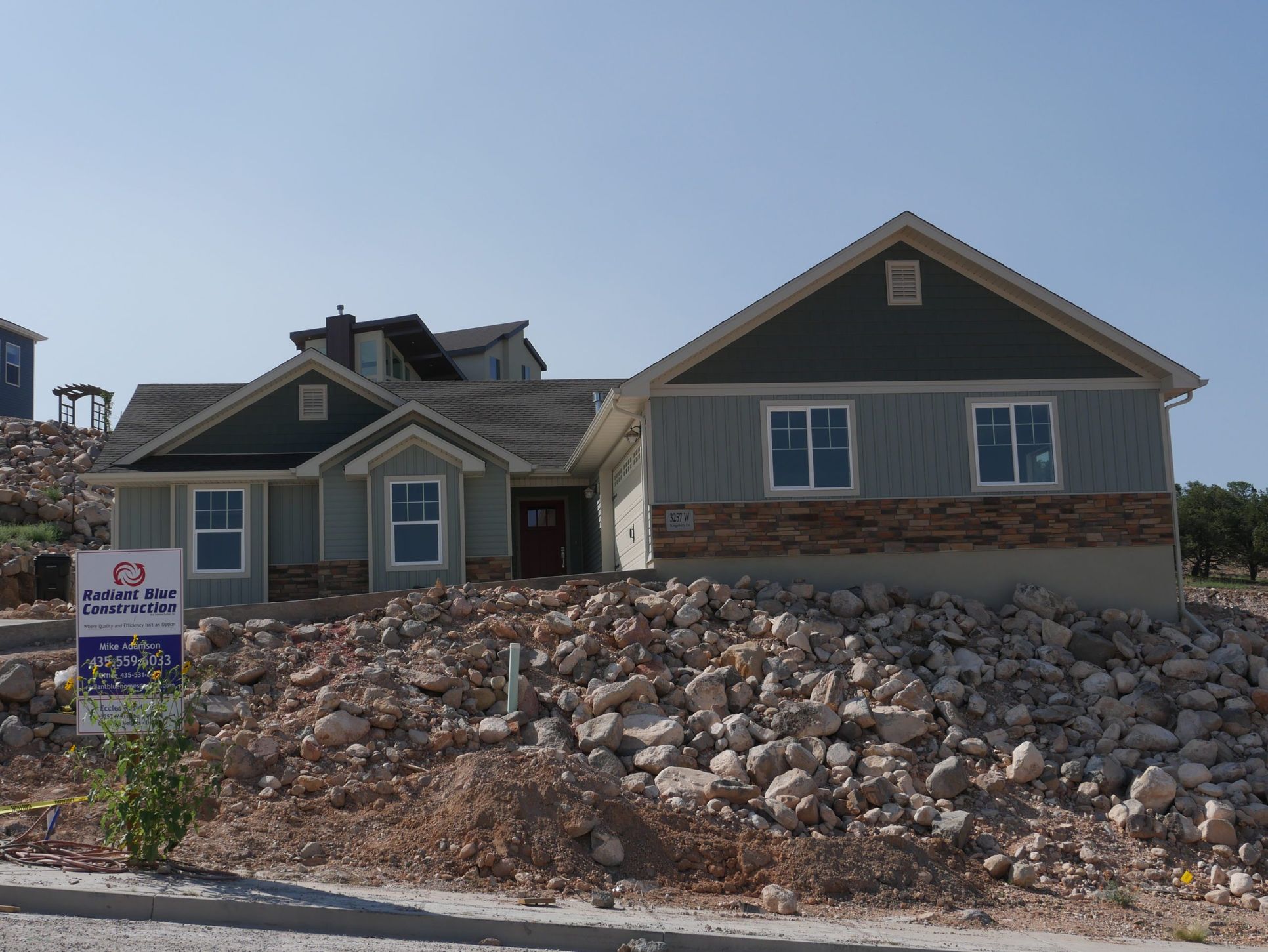 Radiant Blue Construction,84721