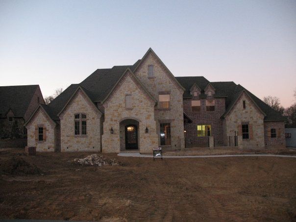 South Pointe,76063