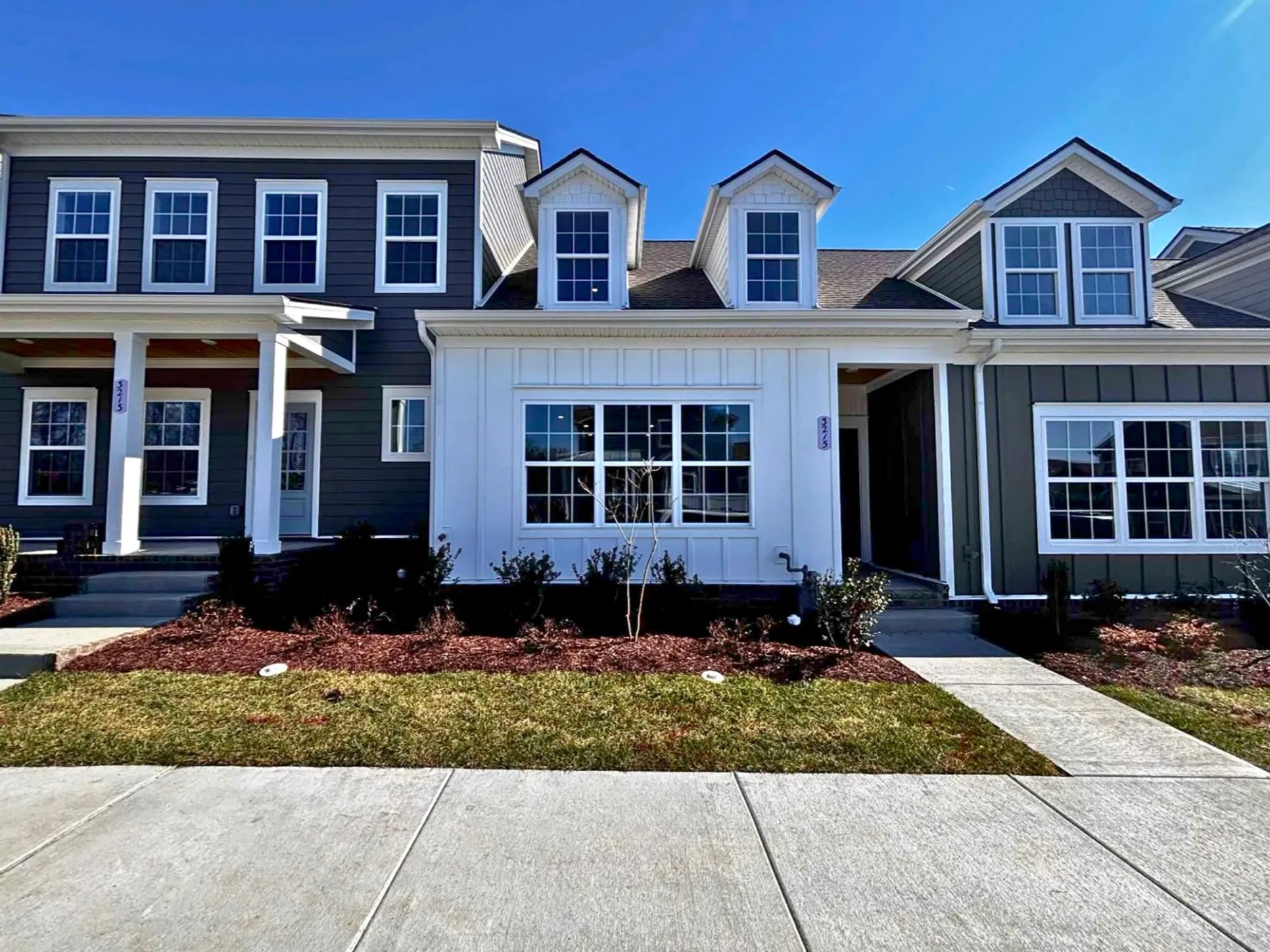 3215 Tasker Dr:Elevation