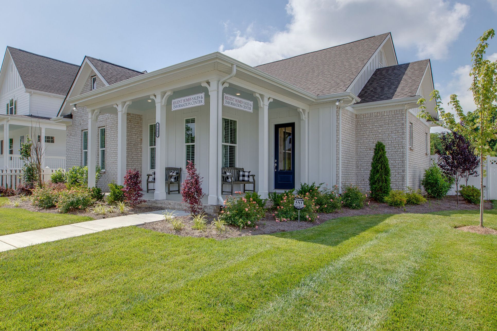 Granny White:Front Elevation