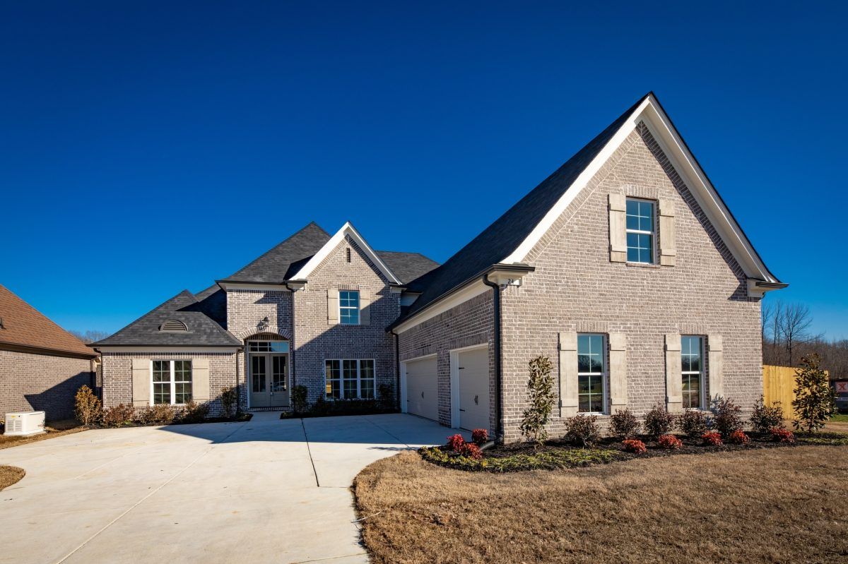 Exterior:Exterior front