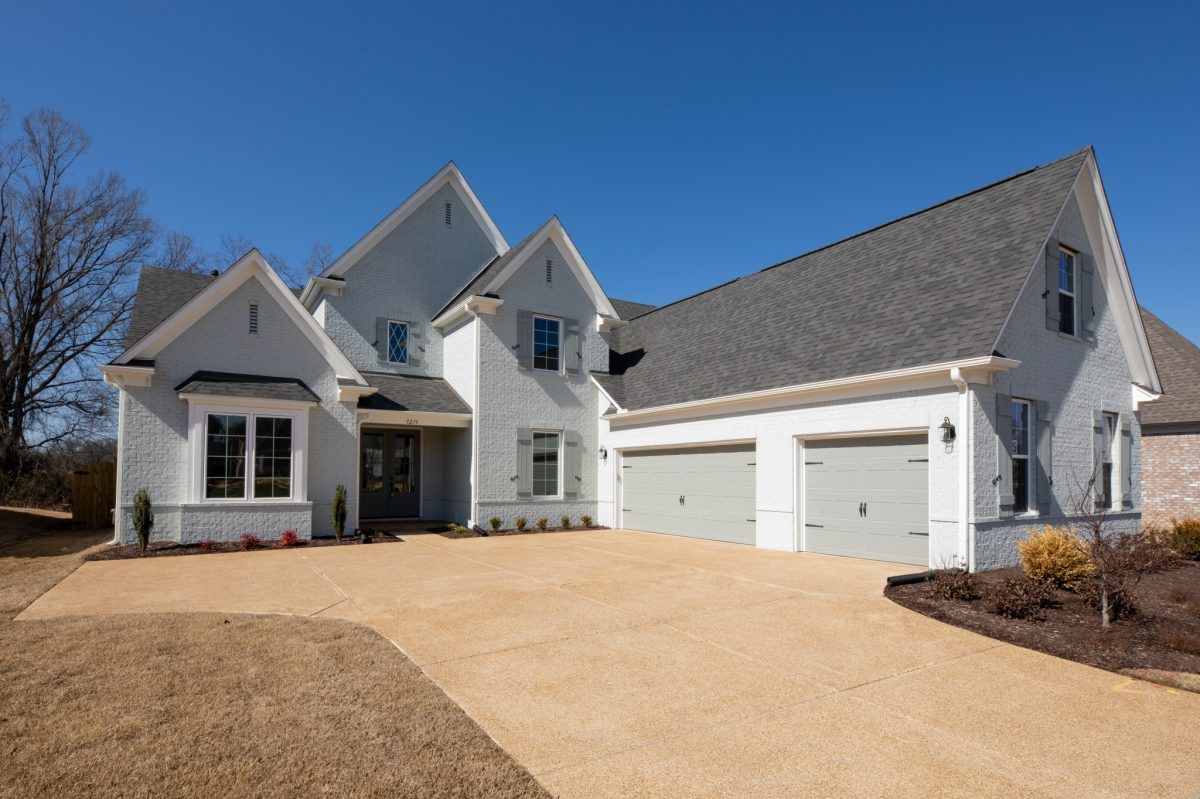 Exterior:Lot 25 new exterior new