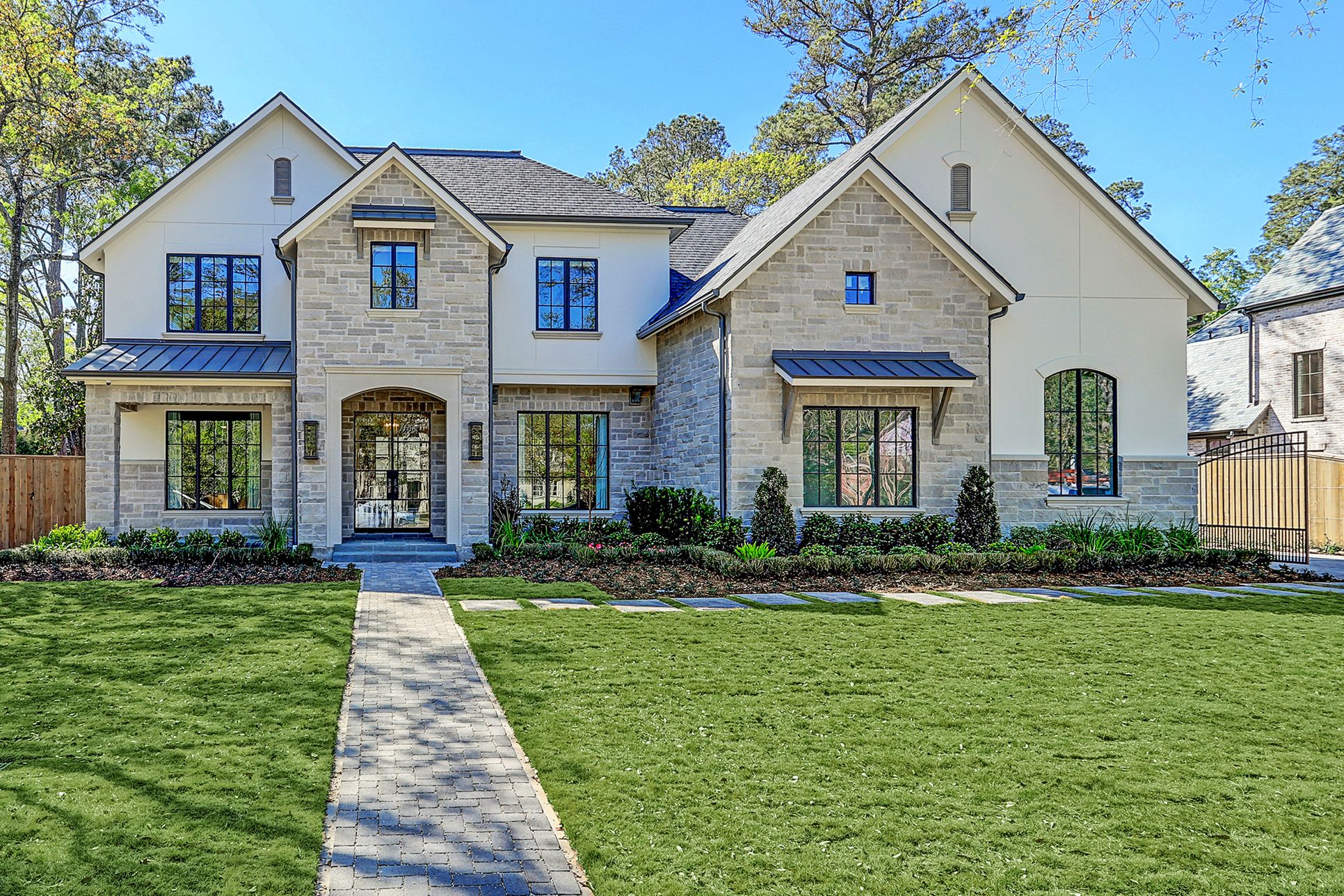 Richard Price Custom Homes,77024