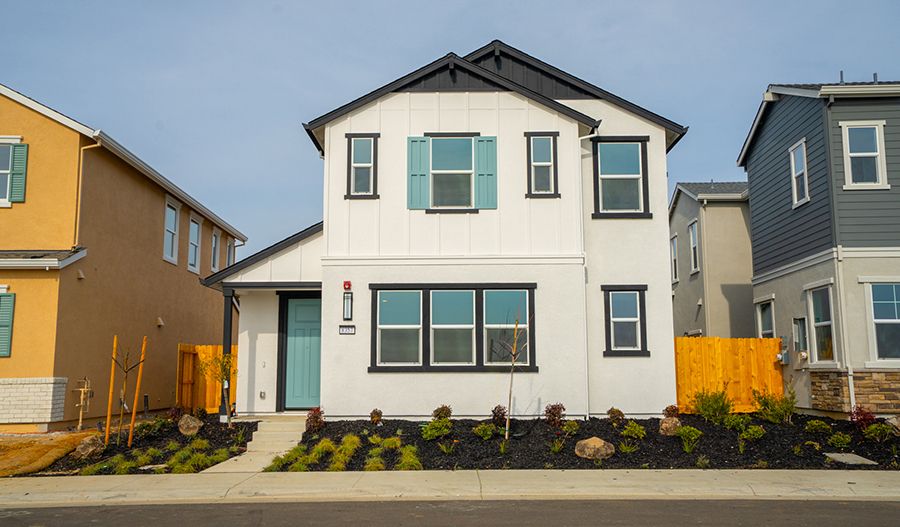 Morello-1075-CherryKnolls Exterior:Exterior