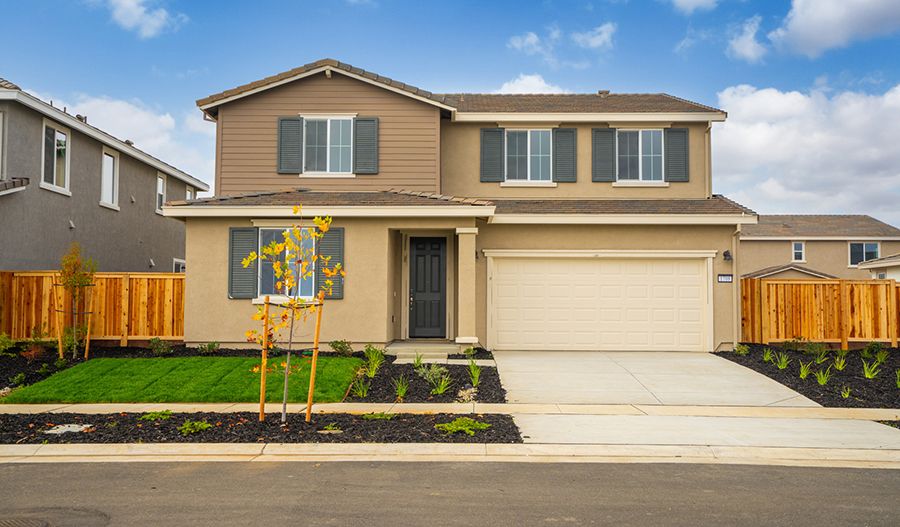 Ammolite-40-RivertonNorth Exterior:Exterior