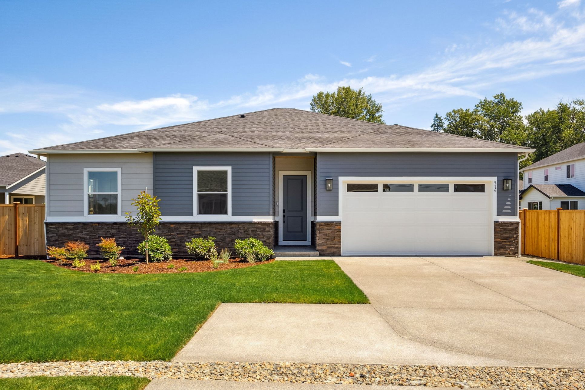 Decker-Lot20-LukesLanding Exterior:Exterior