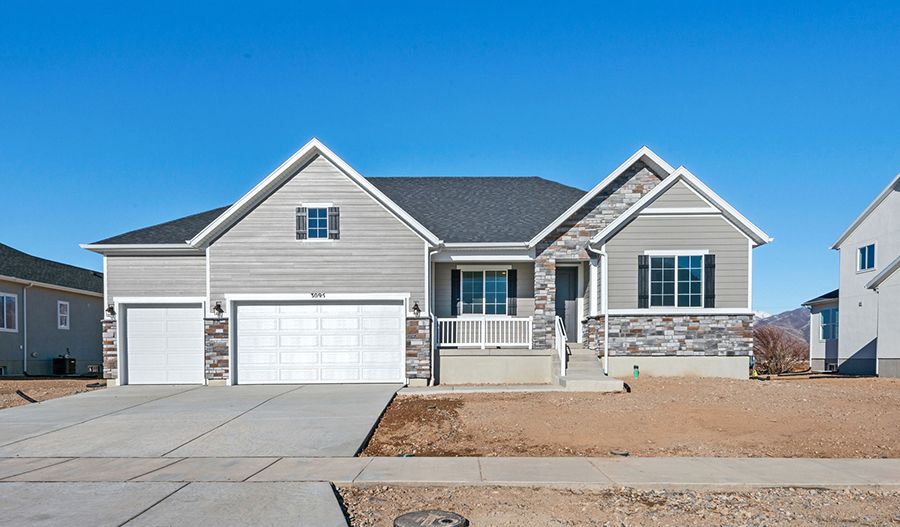 Helena-39-CanyonViewMeadows Exterior:Exterior