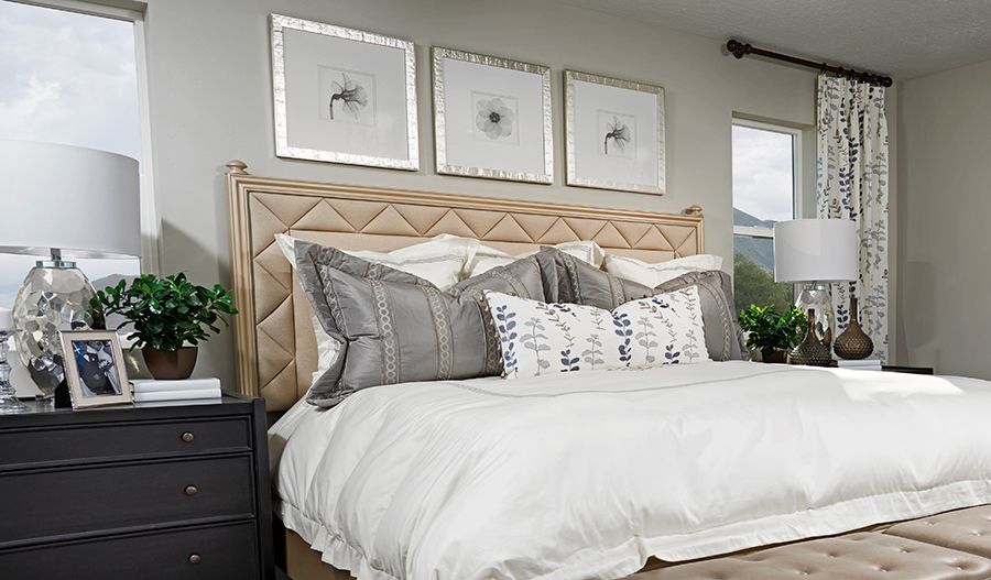 Standard Series-Yorktown-SLC-Masterbed:Owner's Bedroom