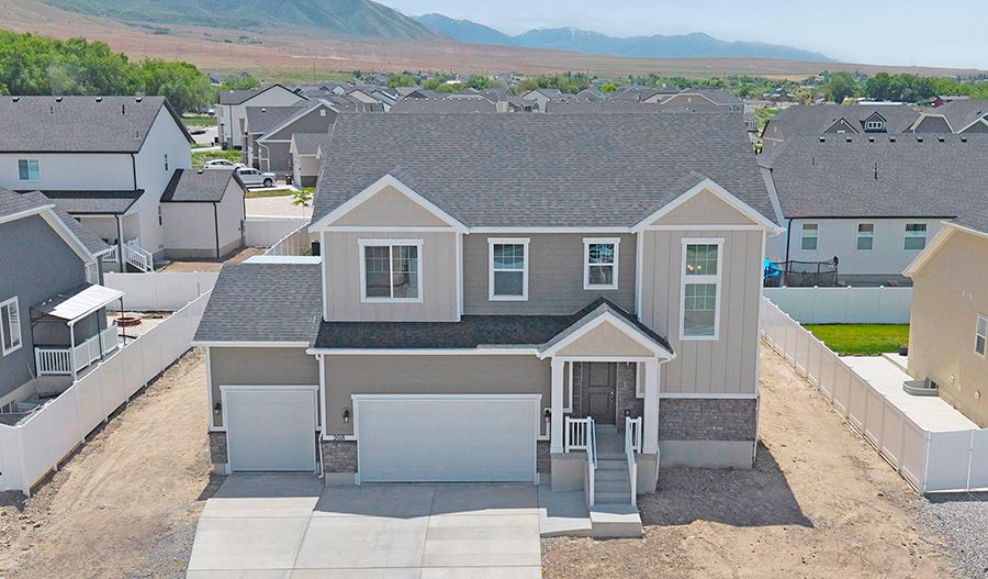 Bedford-Lot32-PasturesatSaddleback Exterior:Exterior