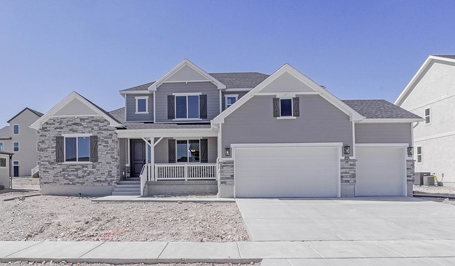 Jessica-46-CantonRidge Exterior:Exterior