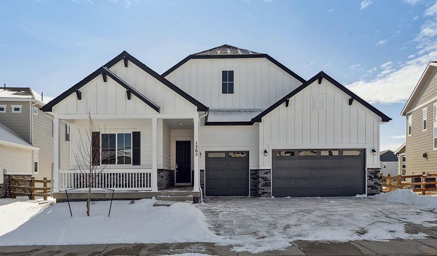 Powell-Lot9-KitchelLake Exterior:Exterior
