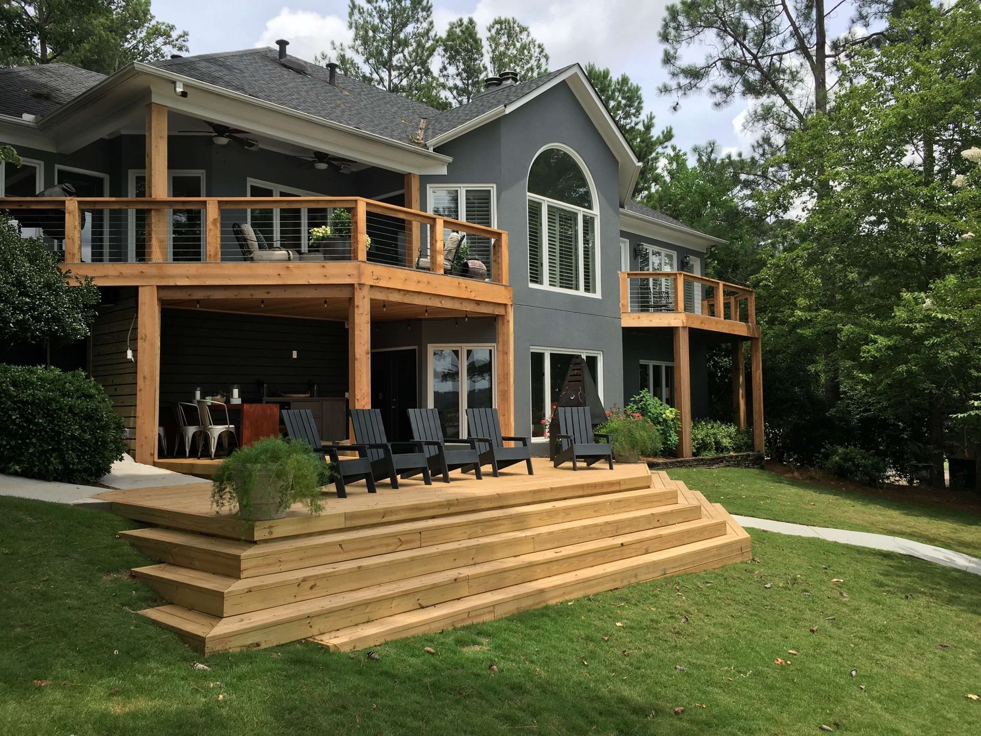 R Lucas Construction and Design,31901