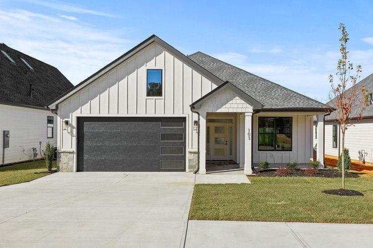 Craftsman C:Exterior