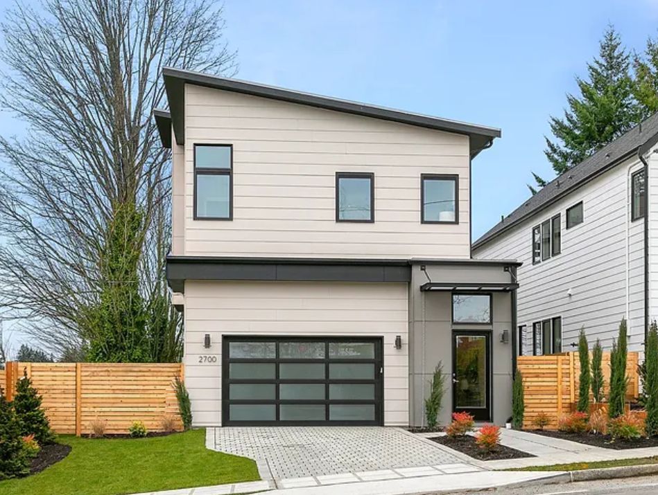 R. Thoreson Homes,98290