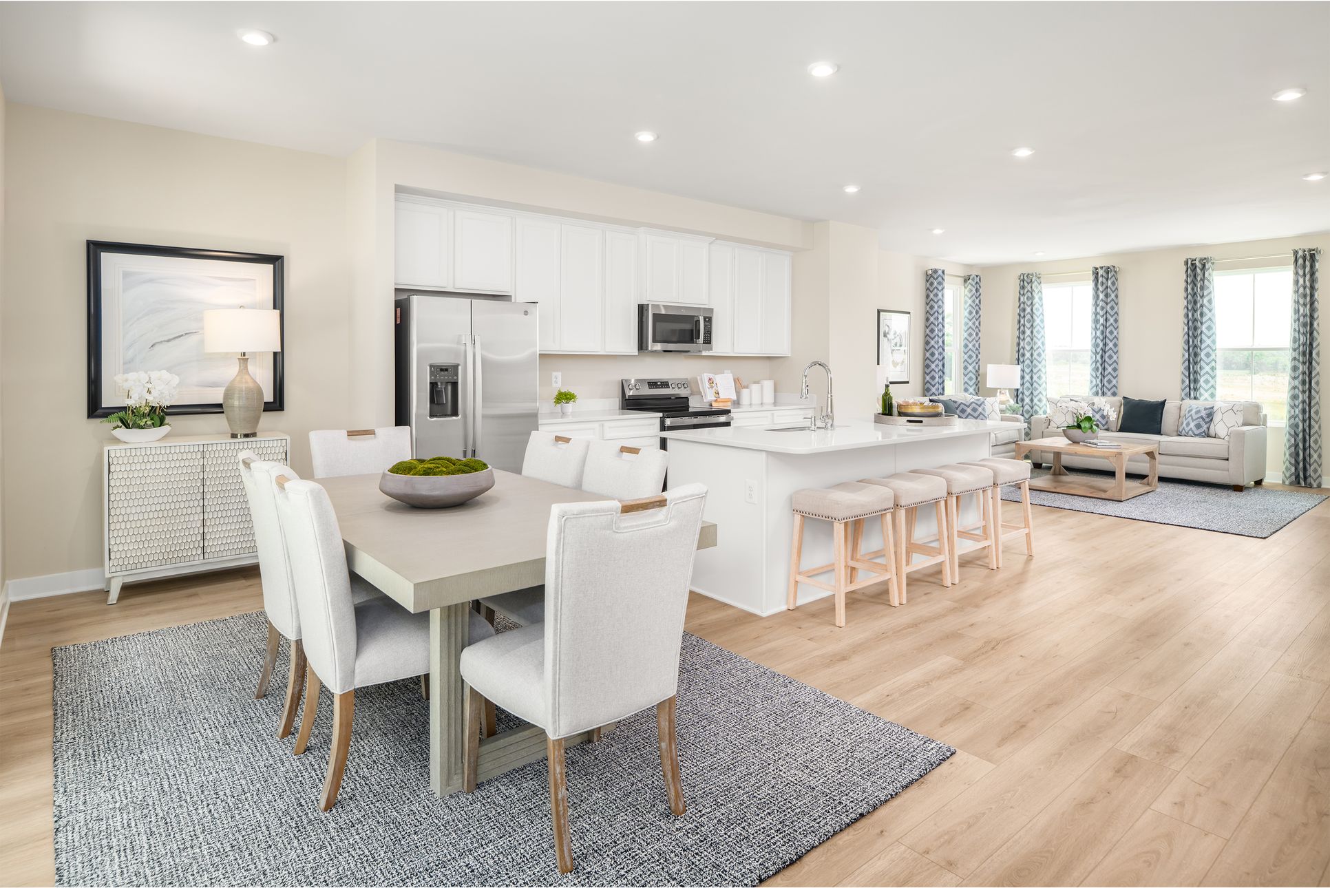 THE ONLY NEW TOWNHOMES LESS THAN 2 MILES TO CHRISTIANA MALL AND FASHION CENTER