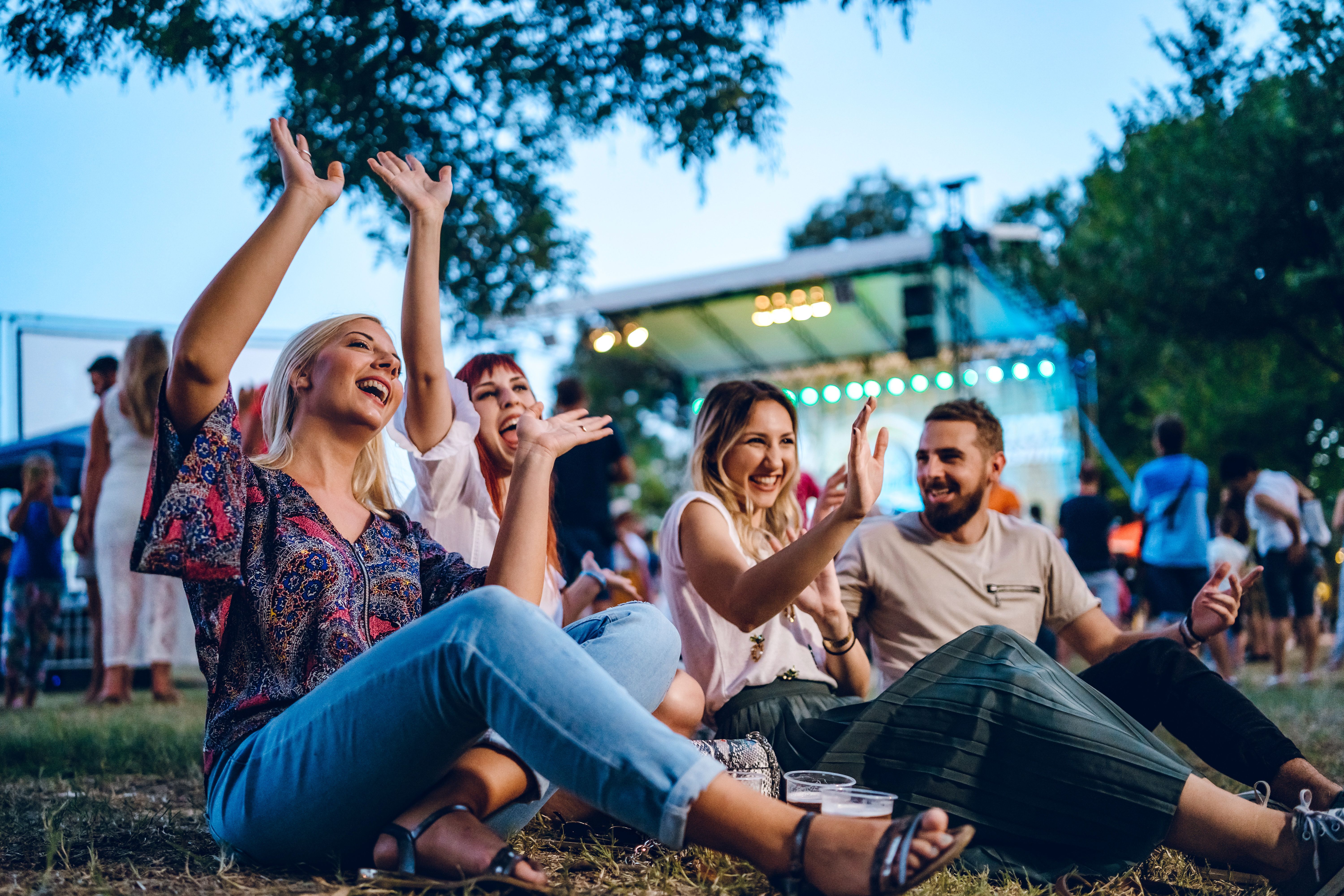 A vibrant art and festival scene is minutes away in Franklin and Greenwood:An extensive, year-round festival lineup promises to delight families of all ages! With events like WAMMFest, Movies in the Park, and Sunsets and Sangria, there's truly something for everyone.