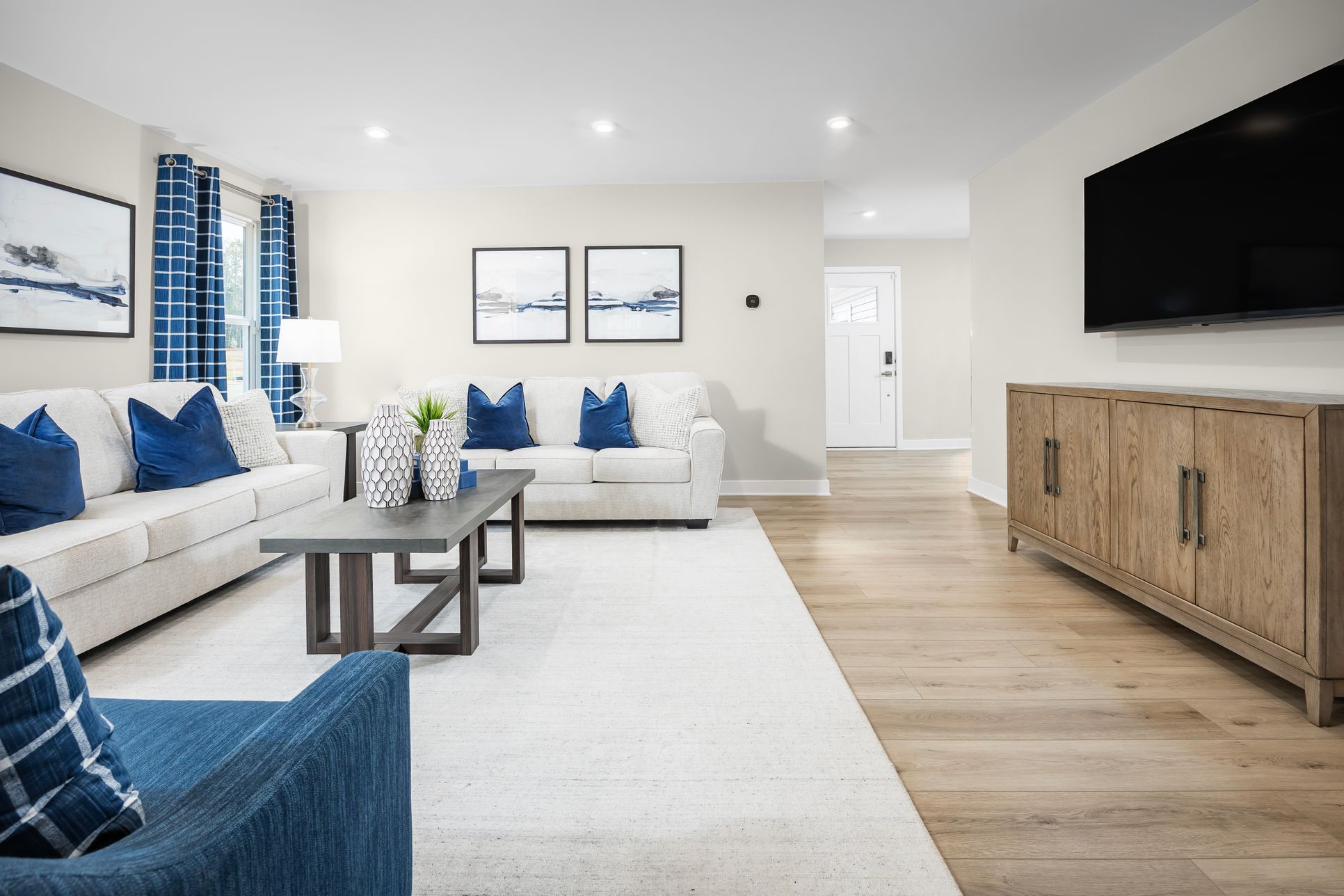 One-level living keeps everything you need close at hand.