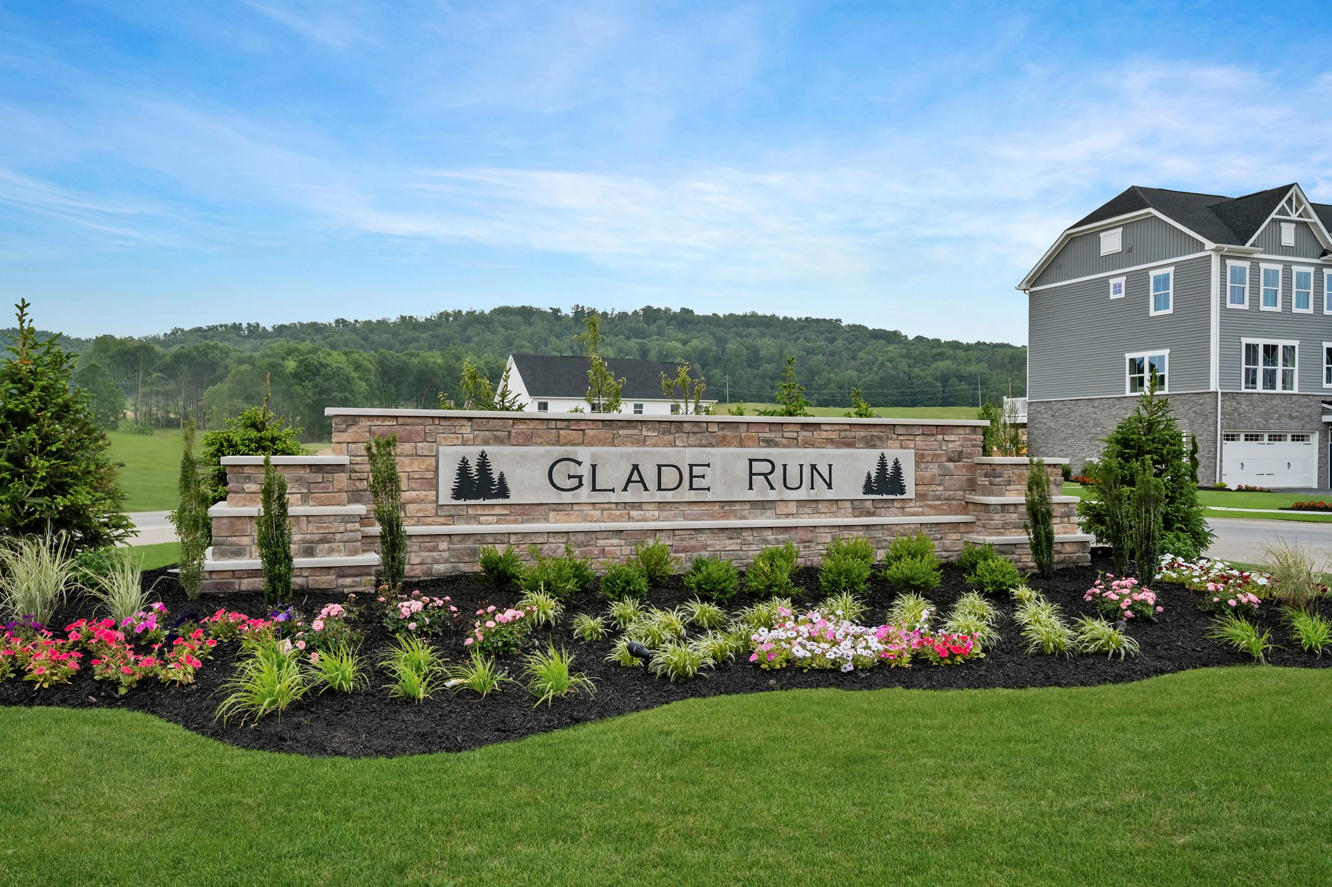 Welcome to Glade Run – Where everyday moments bring neighbors together:Pass the grand entrance monument & step into the fastest-selling community in the greater Cranberry area—featuring a stunning clubhouse, sparkling pool & lively pickleball court. Amenity video.
