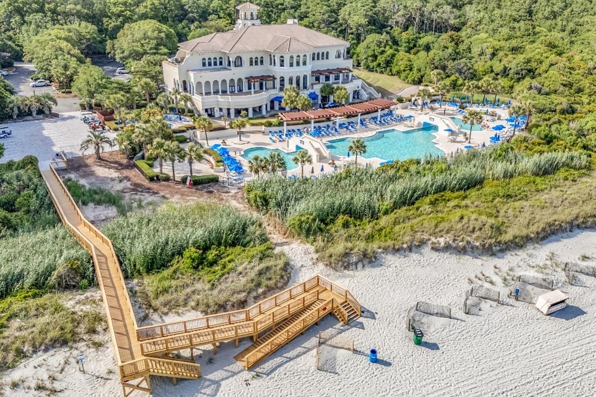 PRIVATE GRANDE DUNES OCEAN CLUB ACCESS BRINGS RESORT LIVING TO EVERYDAY LIFE:Enjoy exclusive Ocean Club access with private beach, dining, entertainment, and multiple pools&mdash;all right on the Atlantic Ocean! Your dream lifestyle awaits&mdash;visit us today!