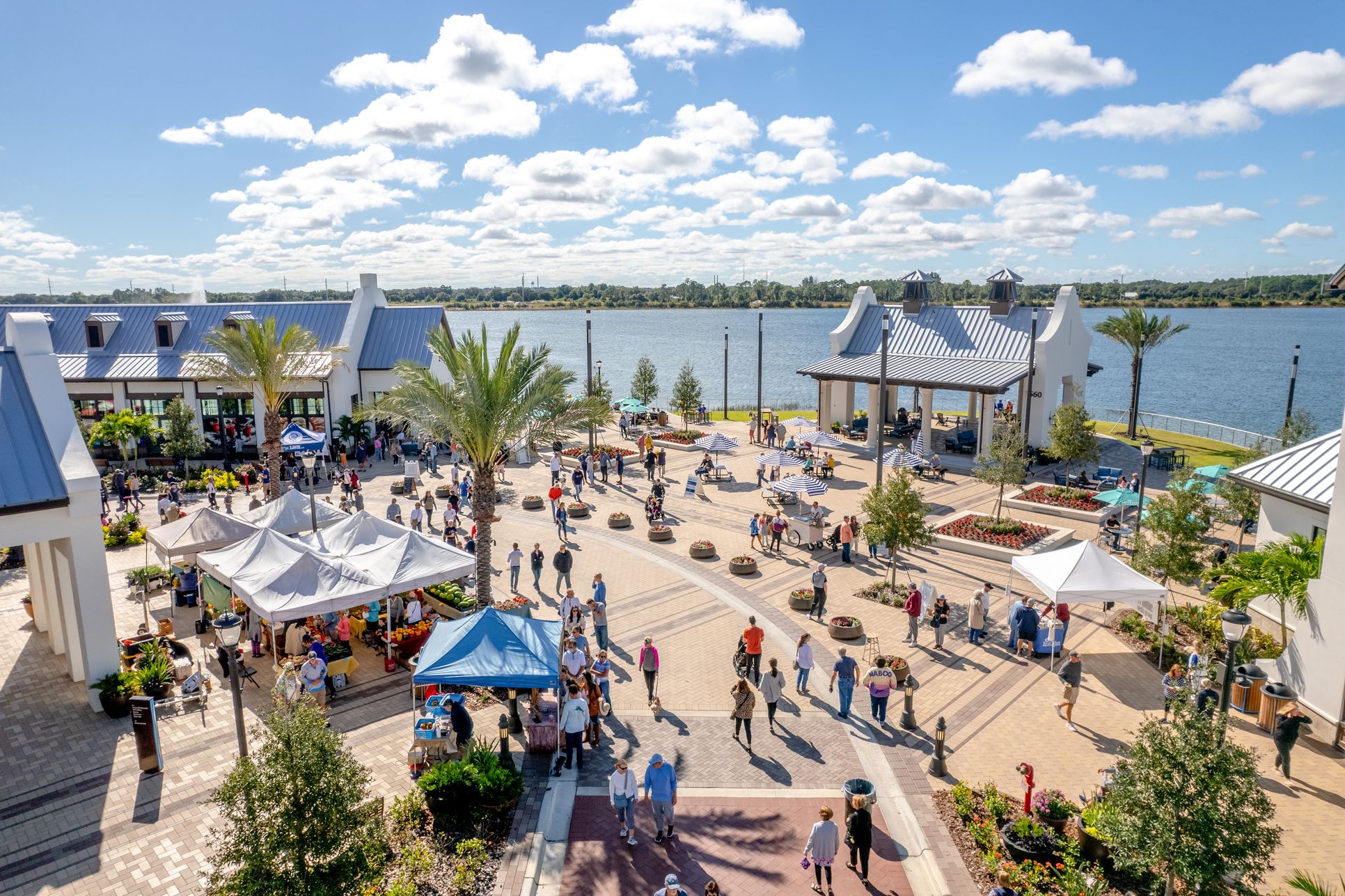 COMMUNITY EVENTS Year-Round at Waterside:Check out Music on Main, art festivals, farmer's markets, holiday festivities...and so much more! With a robust community event calendar, there's always something fun to do. Schedule your visit today.