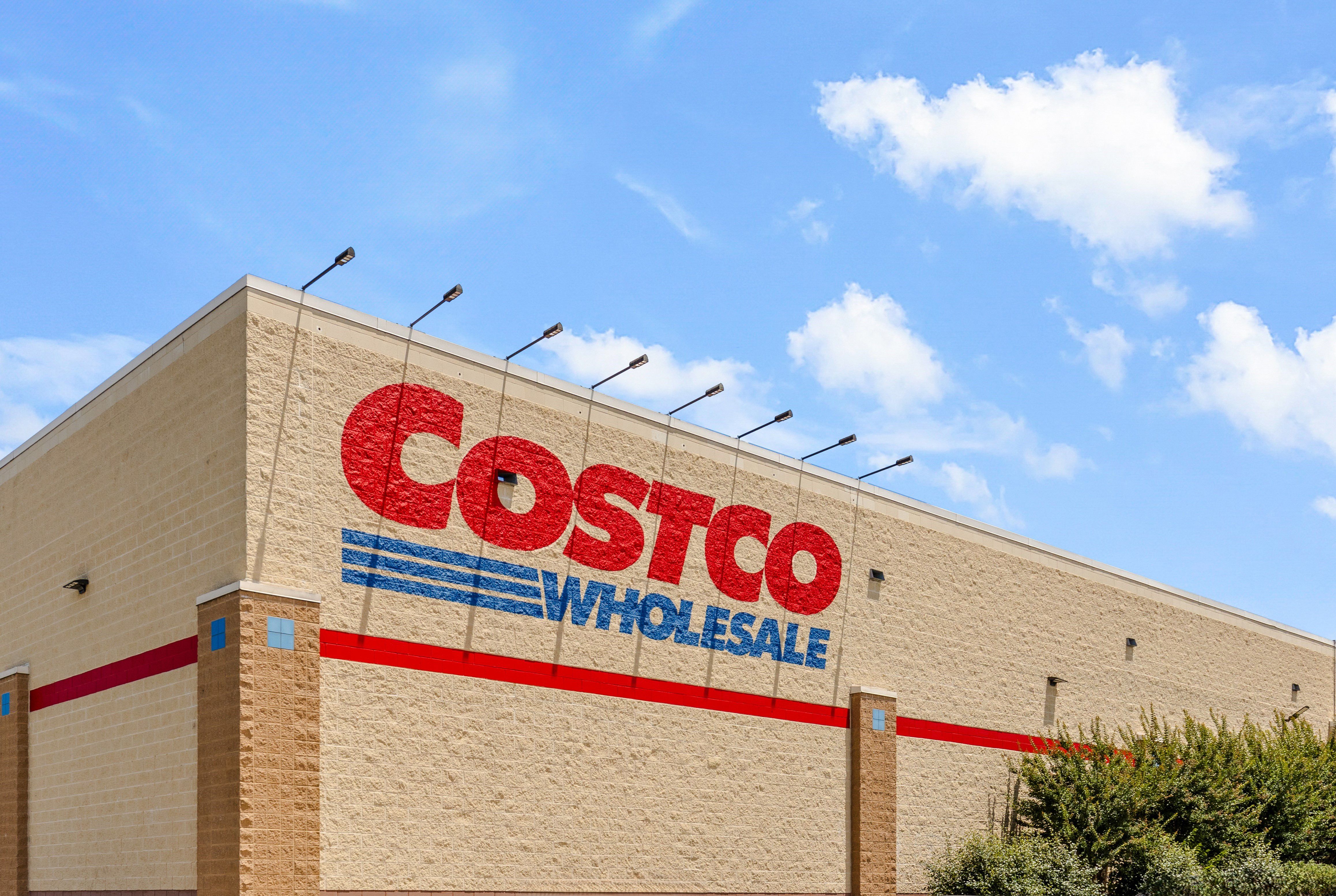 10 minutes to Costco and the Philadelphia Premium Outlets