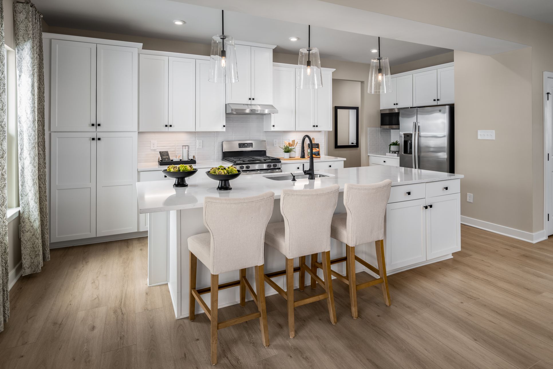 Skip outdated homes. Enjoy easy upgrades, quartz counters, and features you'll love.:You won’t have to settle on a home with outdated features. Our features are sure to impress. Plus pick your features plus your home comes with quartz countertops, a front covered porch, & more.