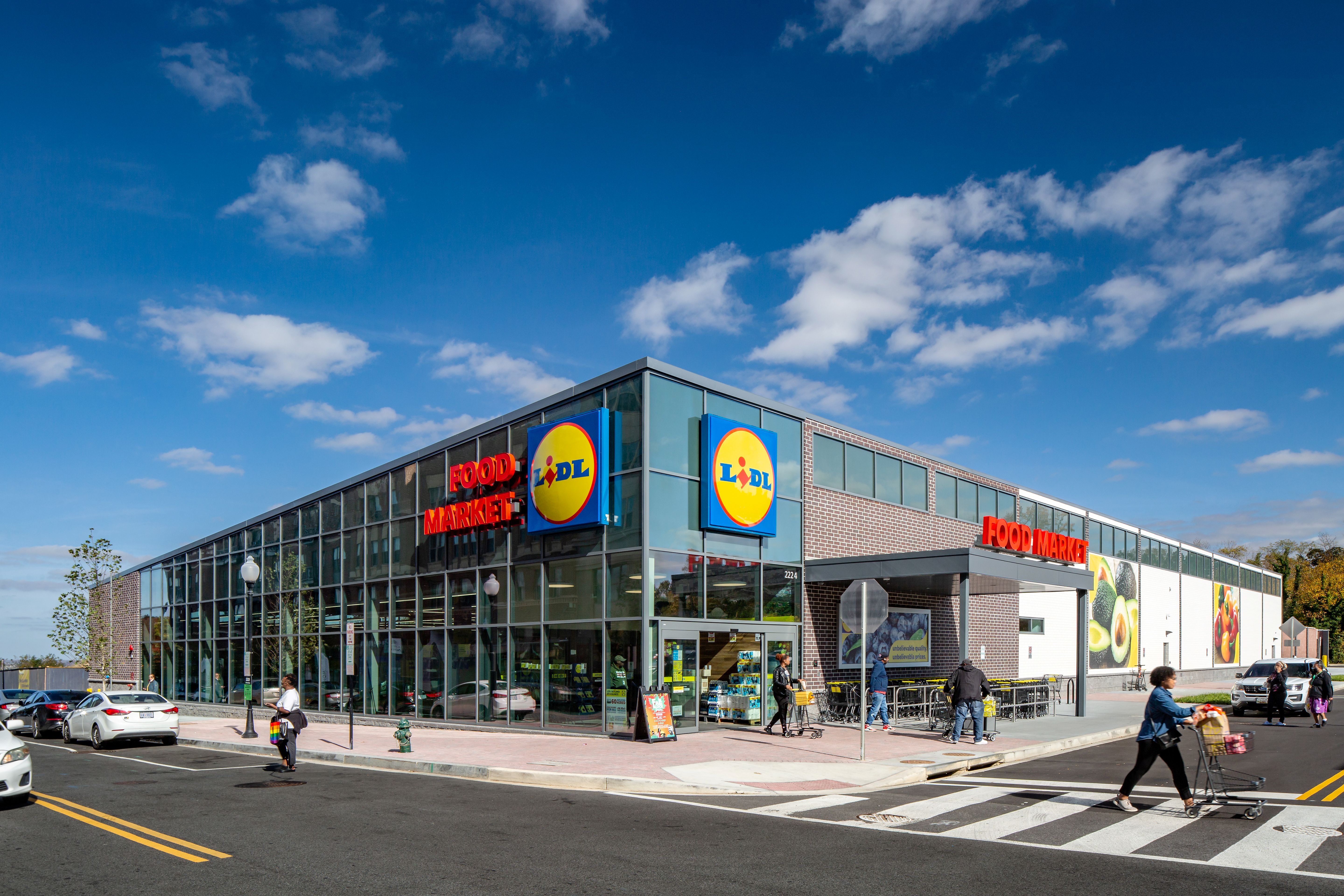 From school drop-offs to groceries & coffee, everything is minutes from home