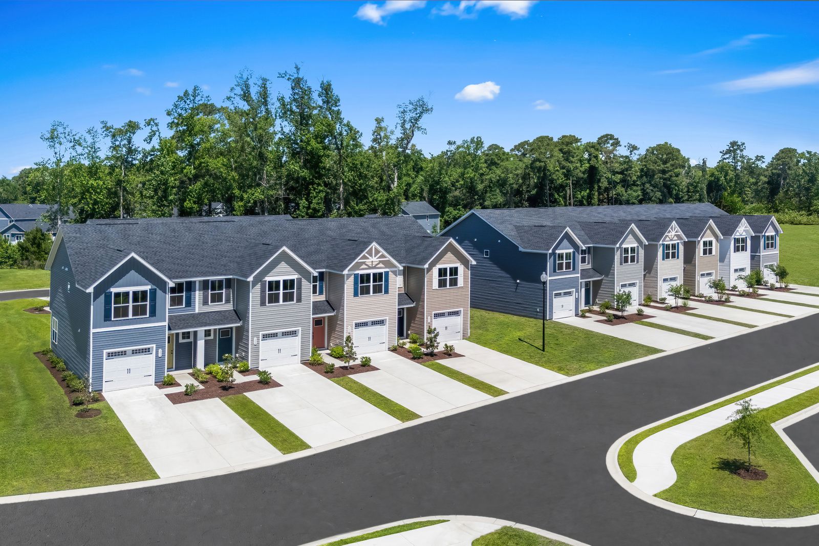 BRAND-NEW TOWNHOMES IN CONWAY, SC WITH INLCUDED LAWN CARE NEAR CCU, HWY 501 & MYRTLE BEACH
