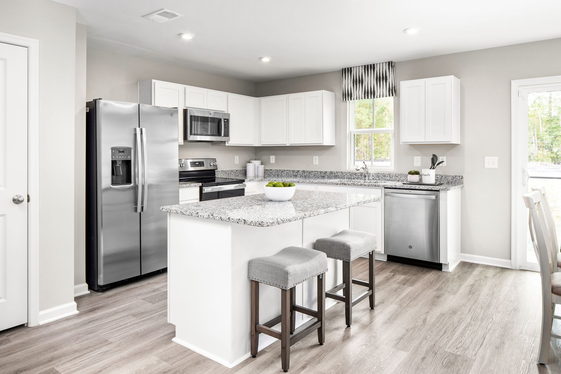 Next Buyer through 9/7 -all appliances included & up to $15,000 in Closing Cost Assistance!