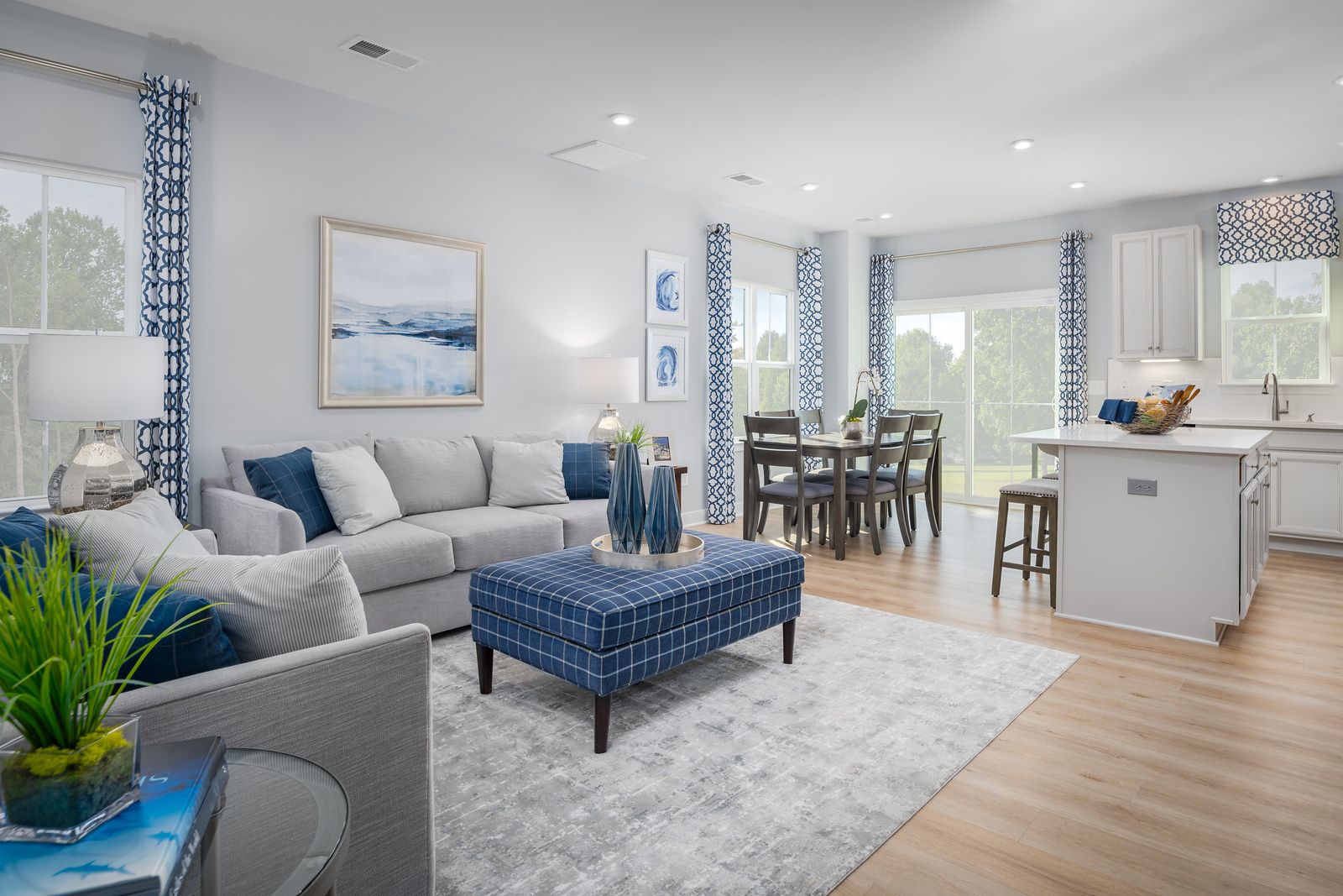 CUSTOMIZABLE TOWNHOMES OFFERING EASY LIVING, OPEN FLOORPLANS AND COASTAL CONVENIENCE