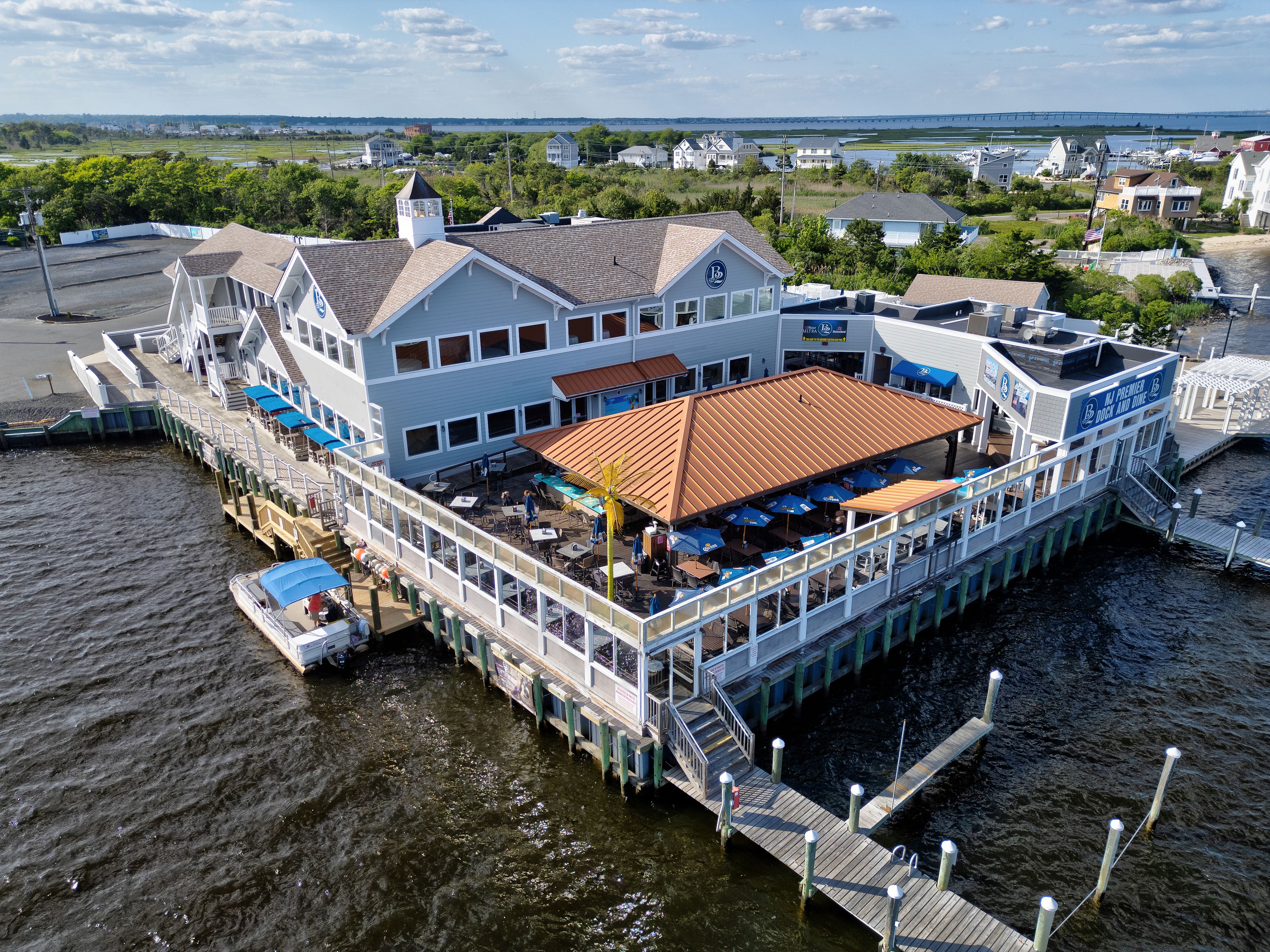 Waterfront fun less than 5 miles from home at MJ's, Captain's Inn, or B2 Bistro:Head out for a dinner or enjoy live entertainment at MJ&rsquo;s, the Captain&rsquo;s Inn, or B2 Bistro and Bar. Schedule a visit to learn more about the area!