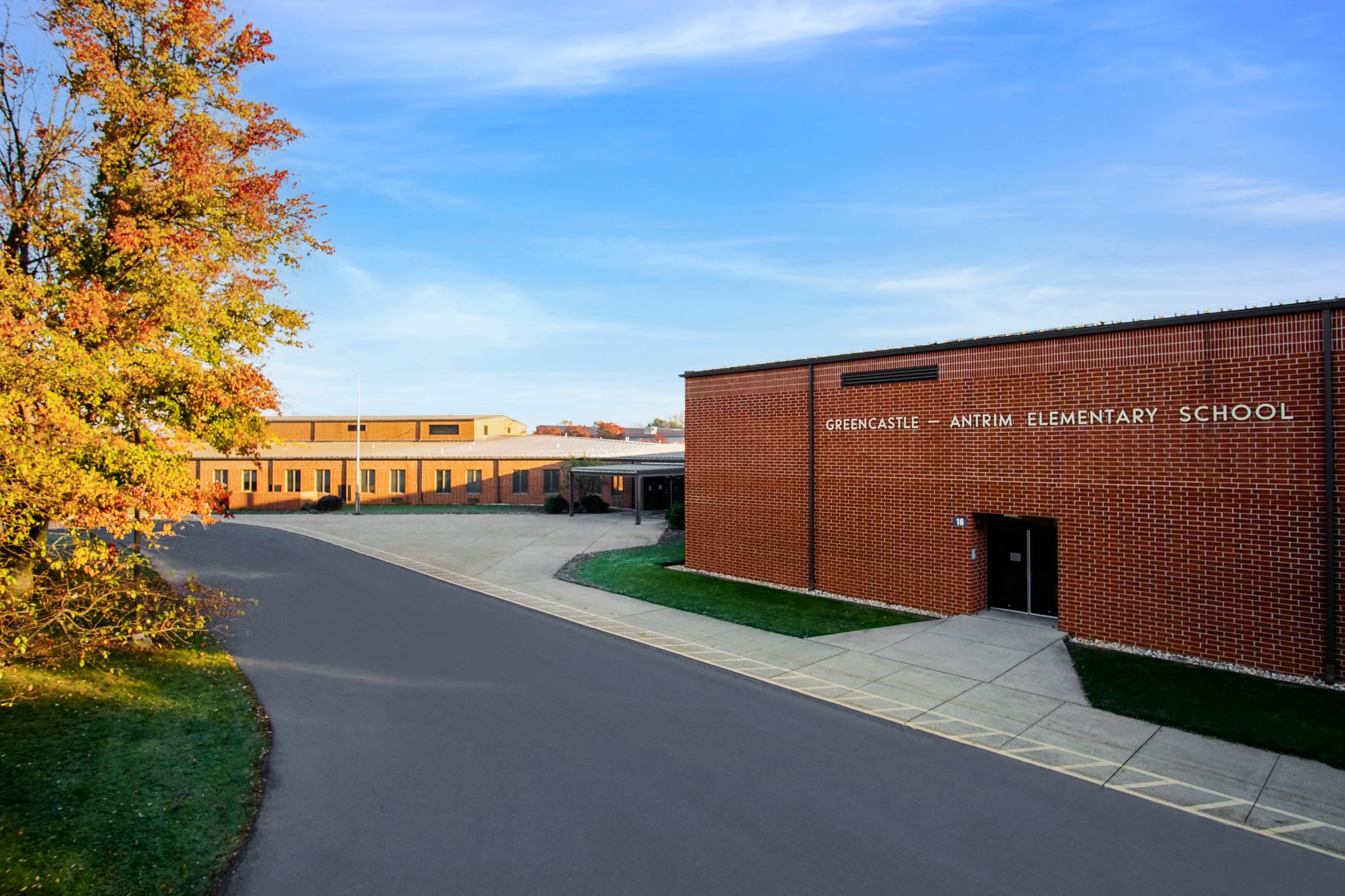 Just 10 minutes from highly rated Greencastle Antrim School Campus