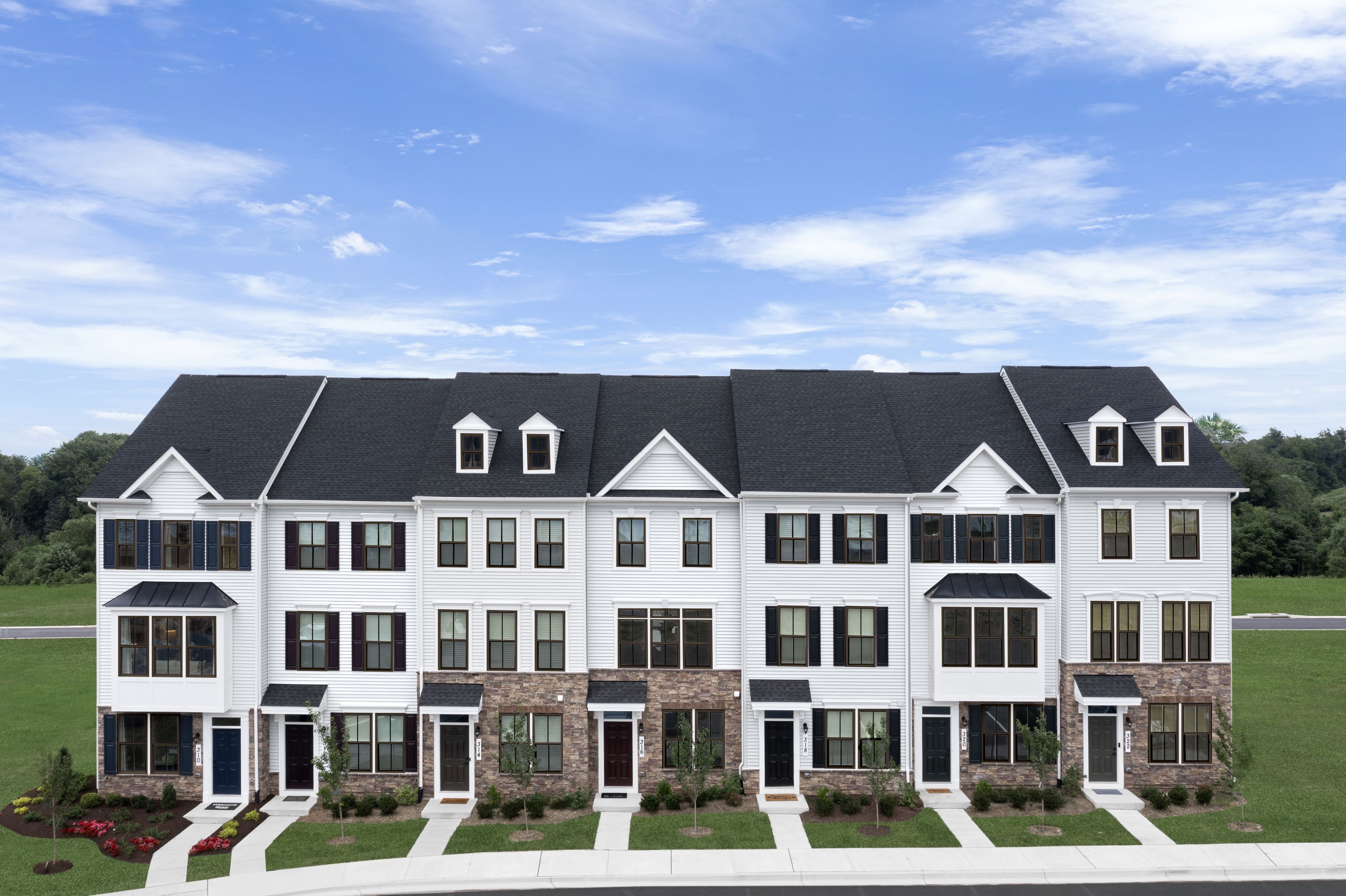 Join the VIP list for the lowest pricing and best incentives at South City Towns.