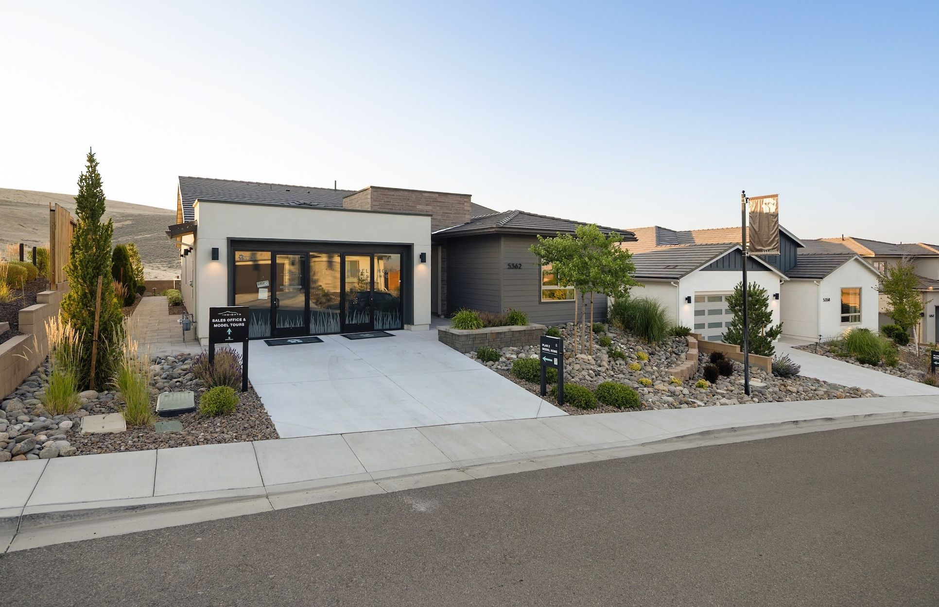 The Heights, Plan 2 American Contemporary - Scheme 6:American Contemporary - Color Scheme 6