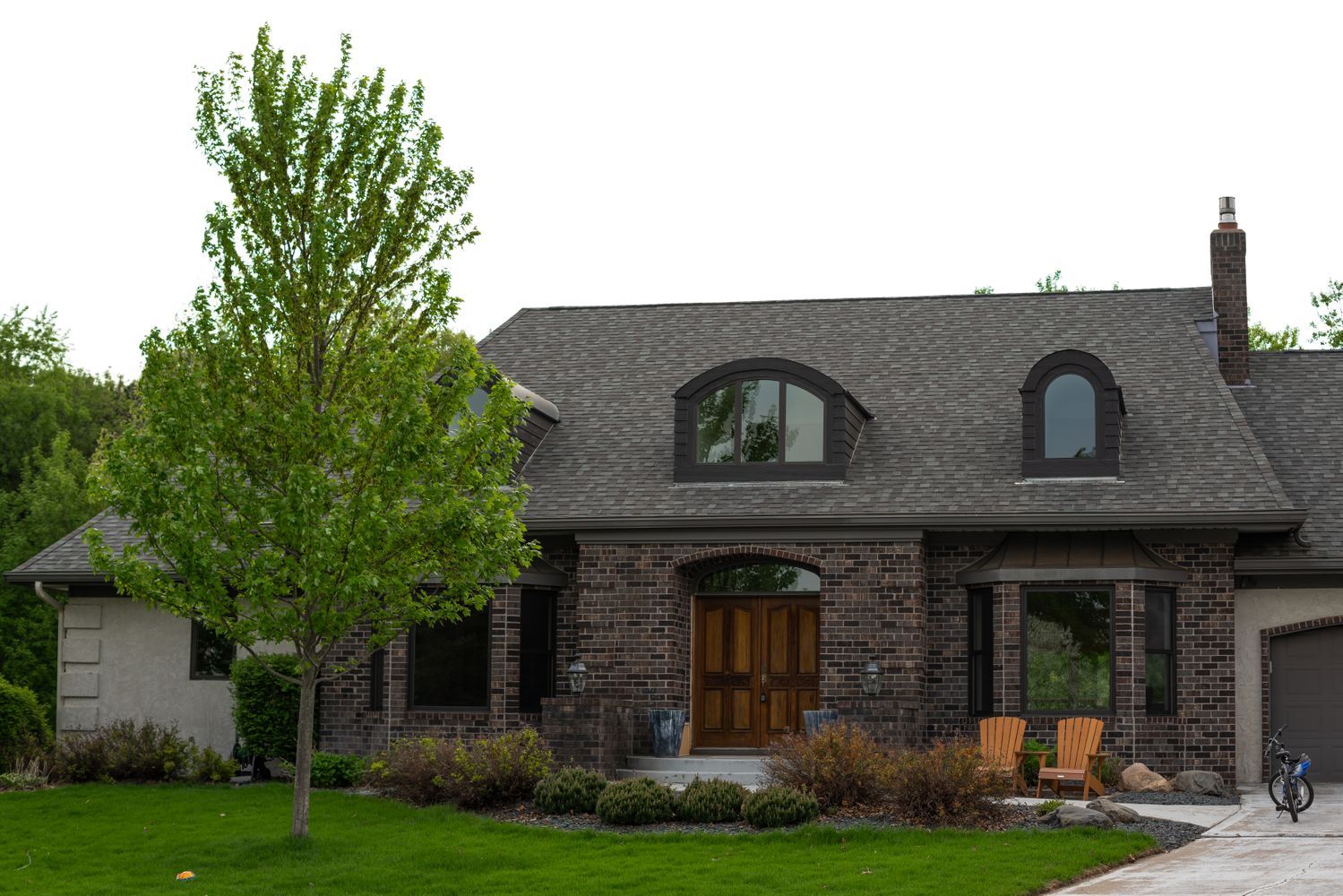 Santanni Custom Homes Inc,55127