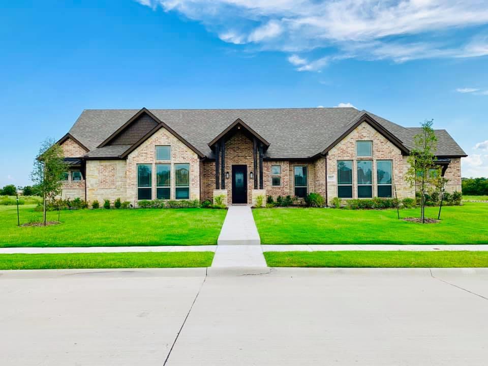 D.Clements Homes,75135