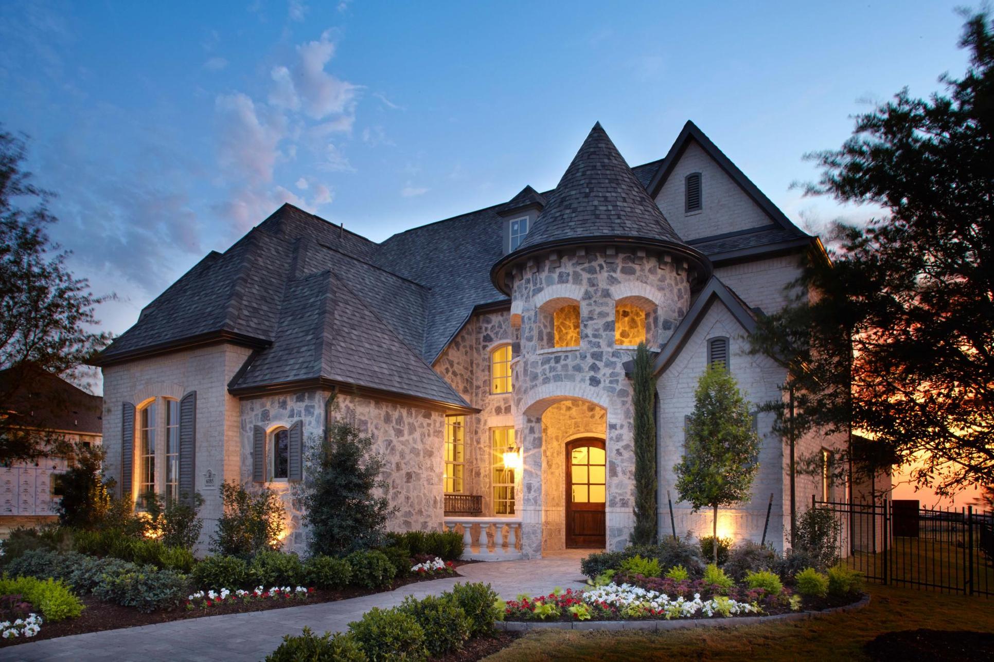 6185 Forefront Night