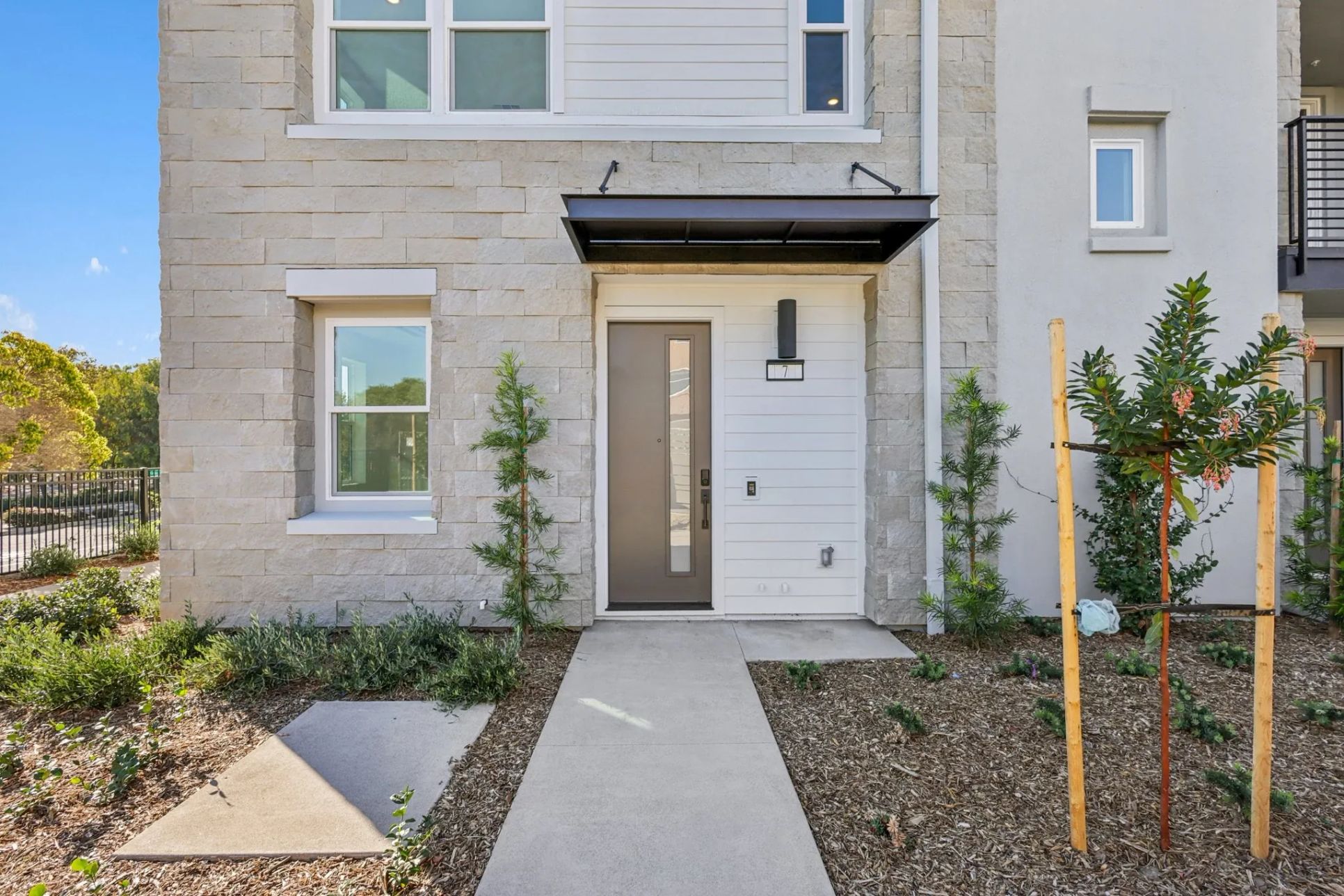 Serenity Lot 307 Entry