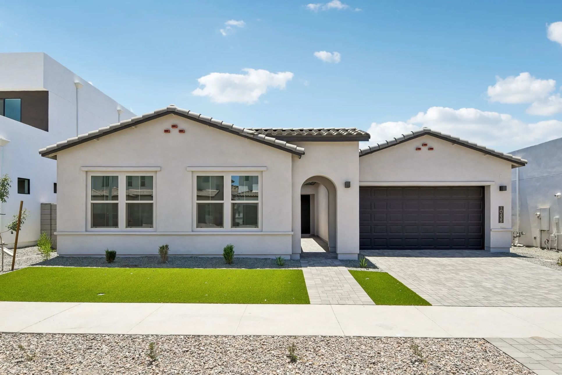 Lot 484 Exterior